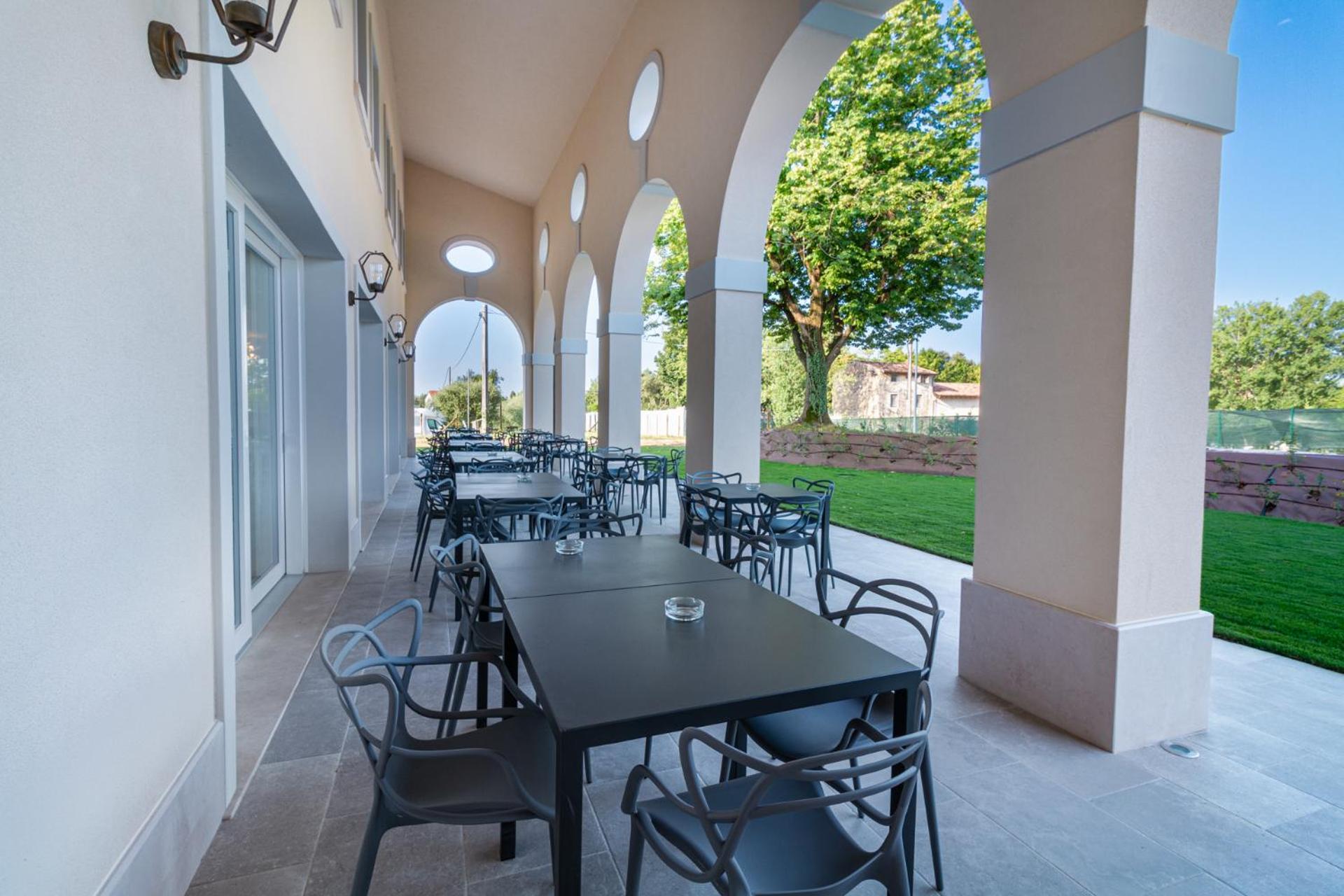 I Campi Wine Relais Hotel Ronchi  Exterior foto