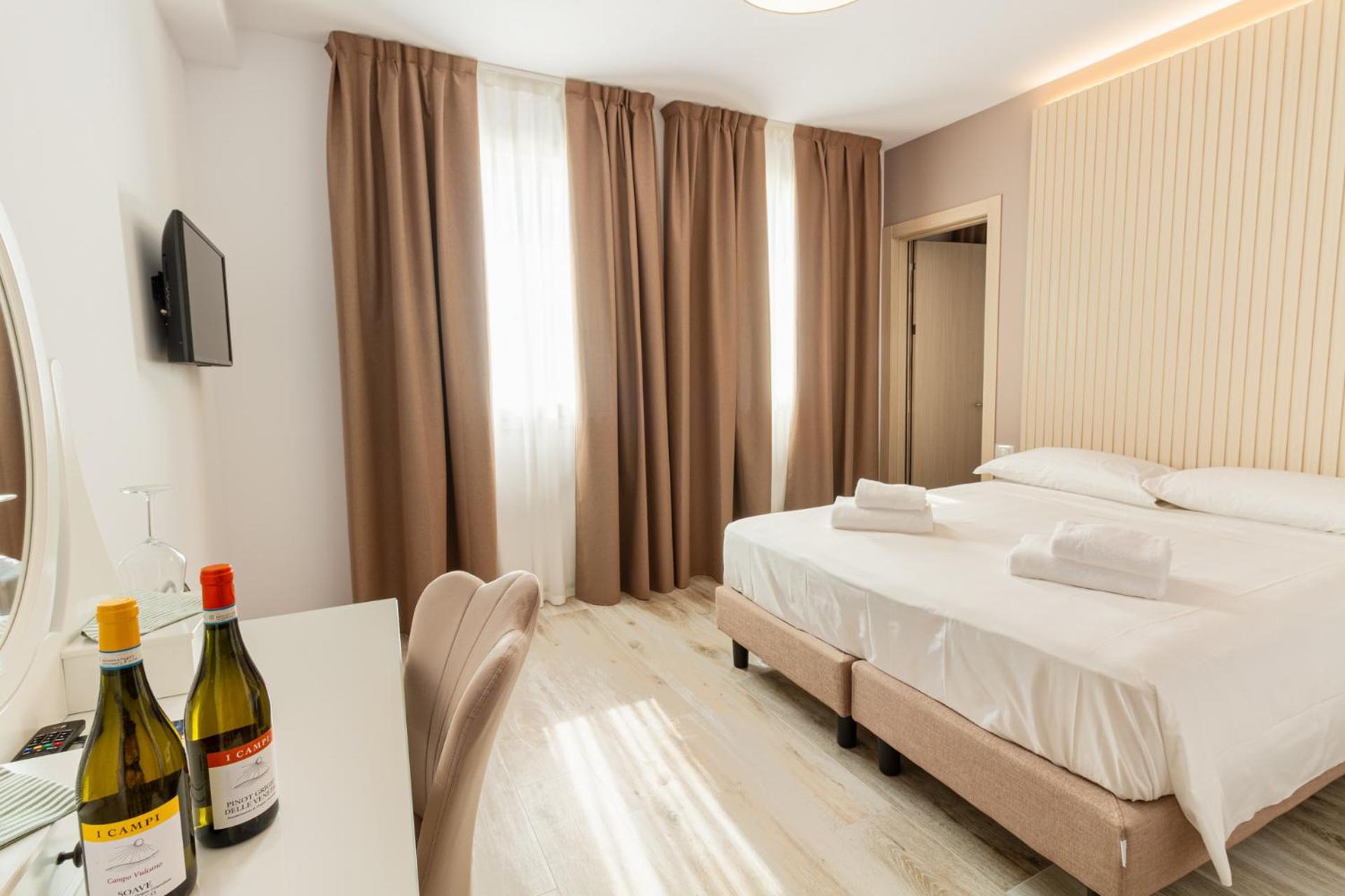 I Campi Wine Relais Hotel Ronchi  Exterior foto